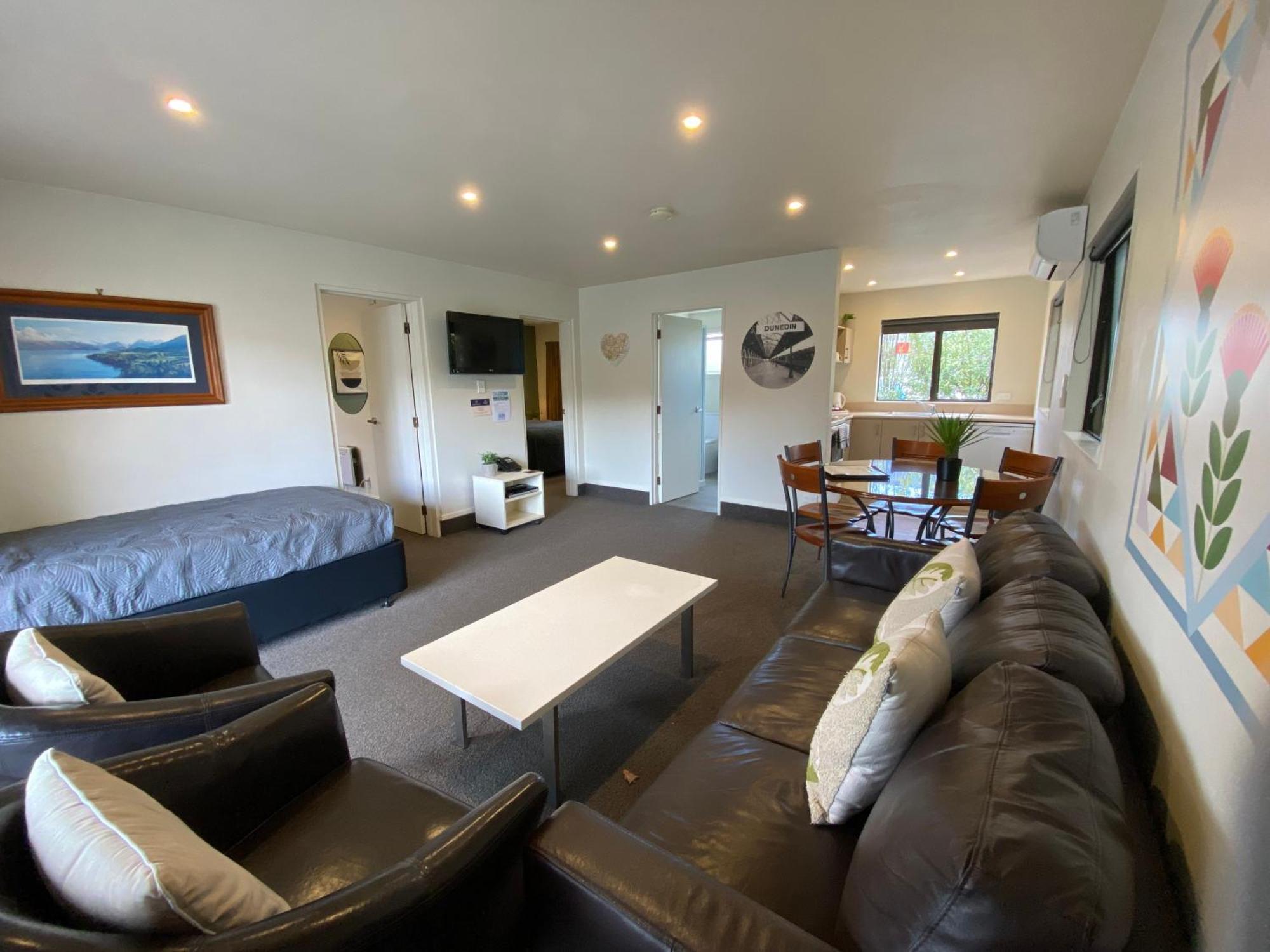 Commodore Motel Dunedin Esterno foto