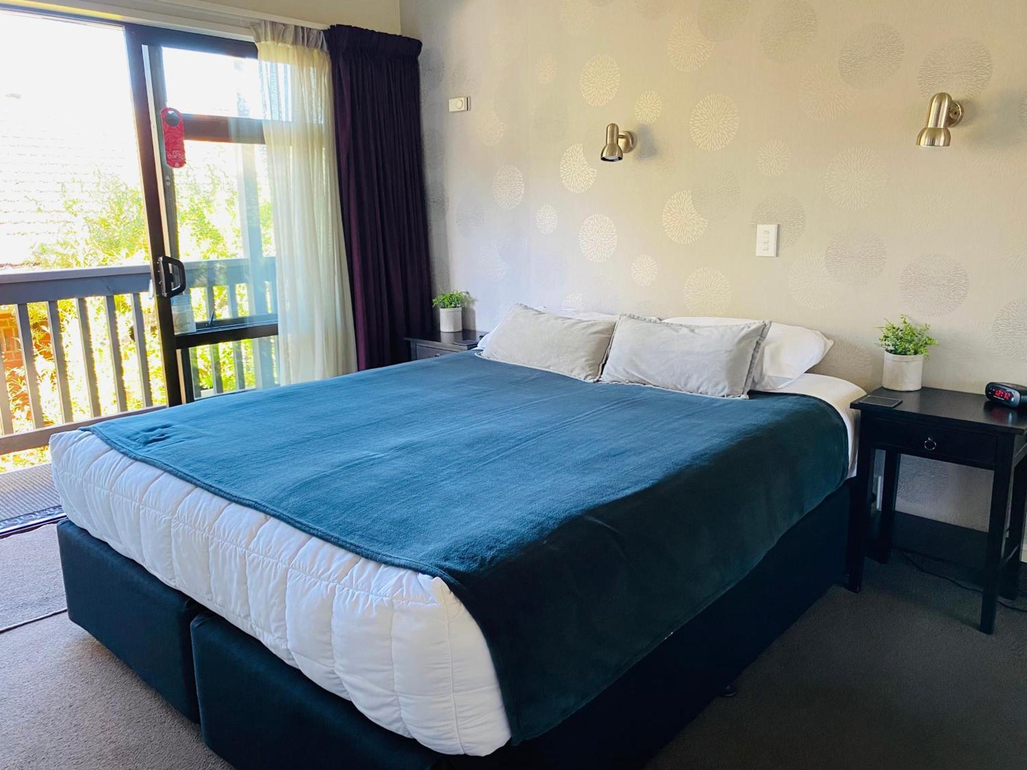 Commodore Motel Dunedin Esterno foto