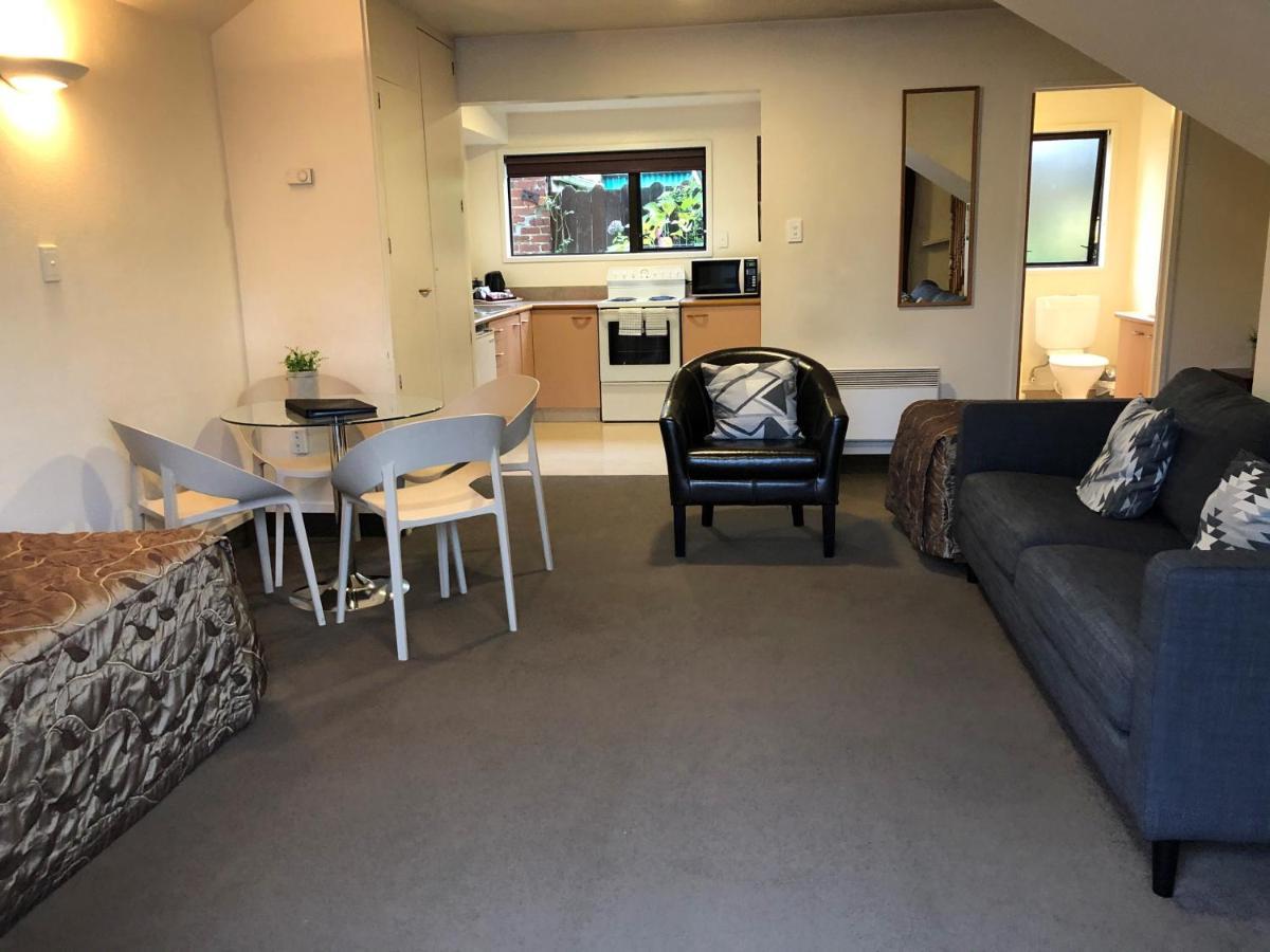 Commodore Motel Dunedin Esterno foto